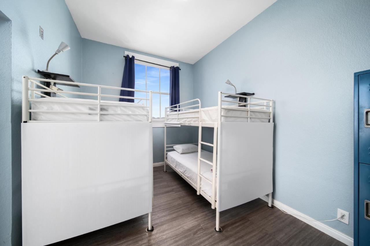 Bed in 8-Bed Mixed Dorm